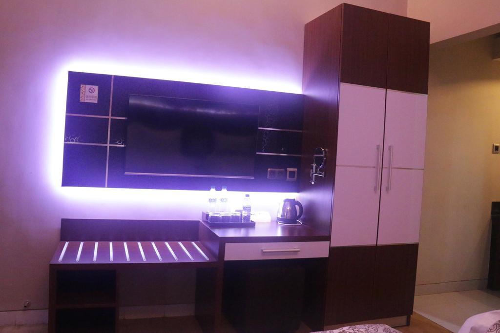 Malang City Boulevard Homestay Kültér fotó
