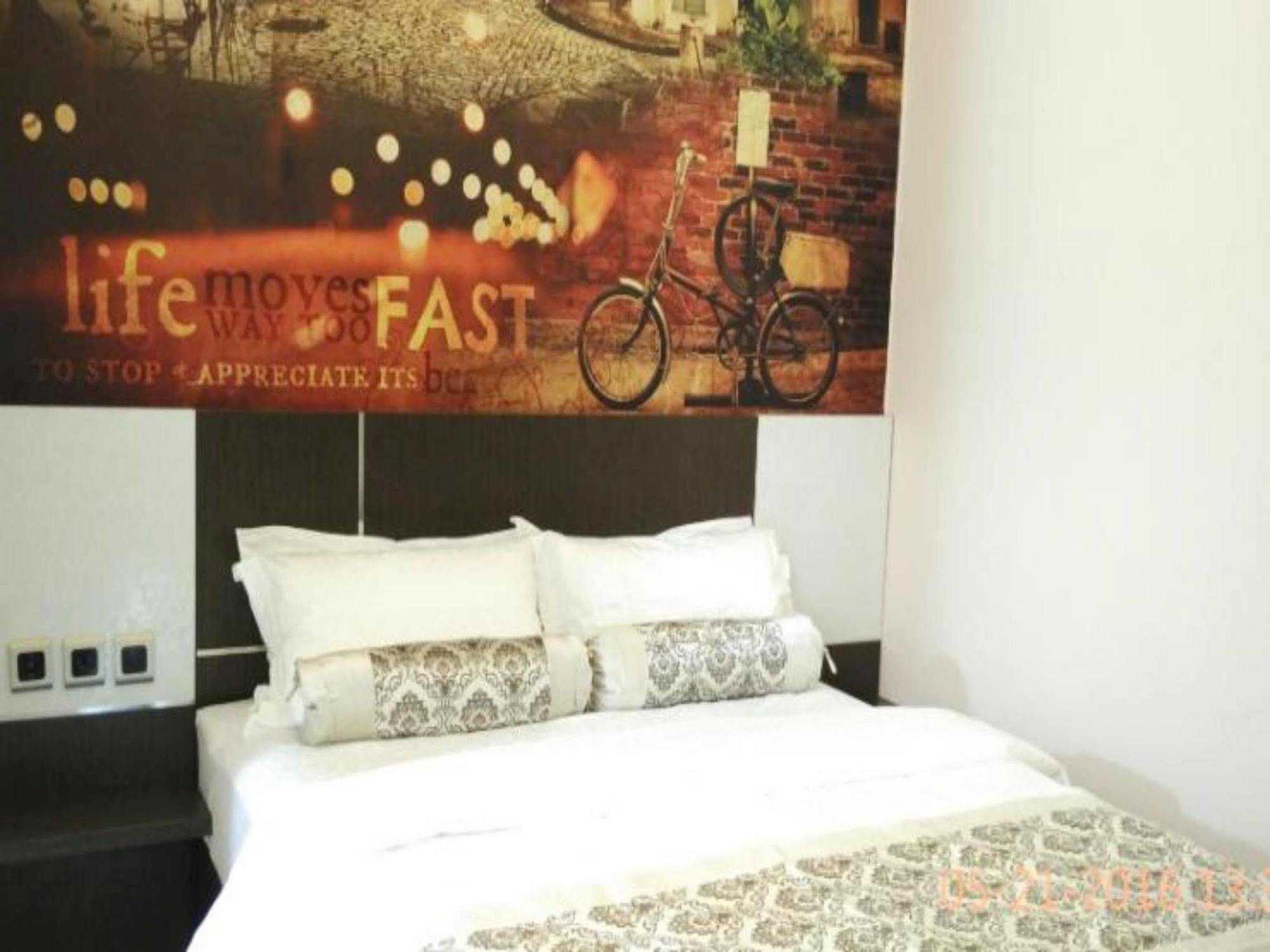 Malang City Boulevard Homestay Kültér fotó